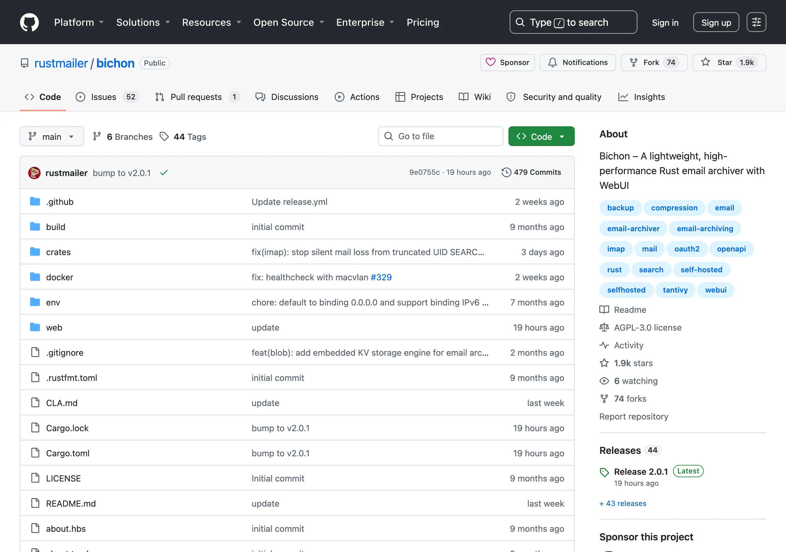 Bichon 在 GitHub 的 rustmailer/bichon 倉庫頁面，顯示 BICHON 專案標題、Stars／Docker Pulls／Roadmap 徽章、AGPLv3 授權徽章，以及「self-hosted email archiving server built in Rust」定位說明
