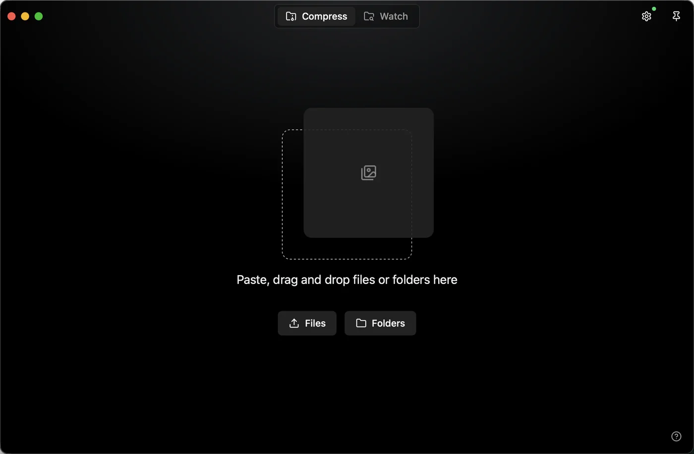 PicSharp 圖片壓縮實測:本地引擎不出門,模式選錯圖片會上雲端 3 PicSharp 2.2.7 在 macOS 上首次啟動的畫面,Compress 與 Watch 兩個分頁和中央拖放區