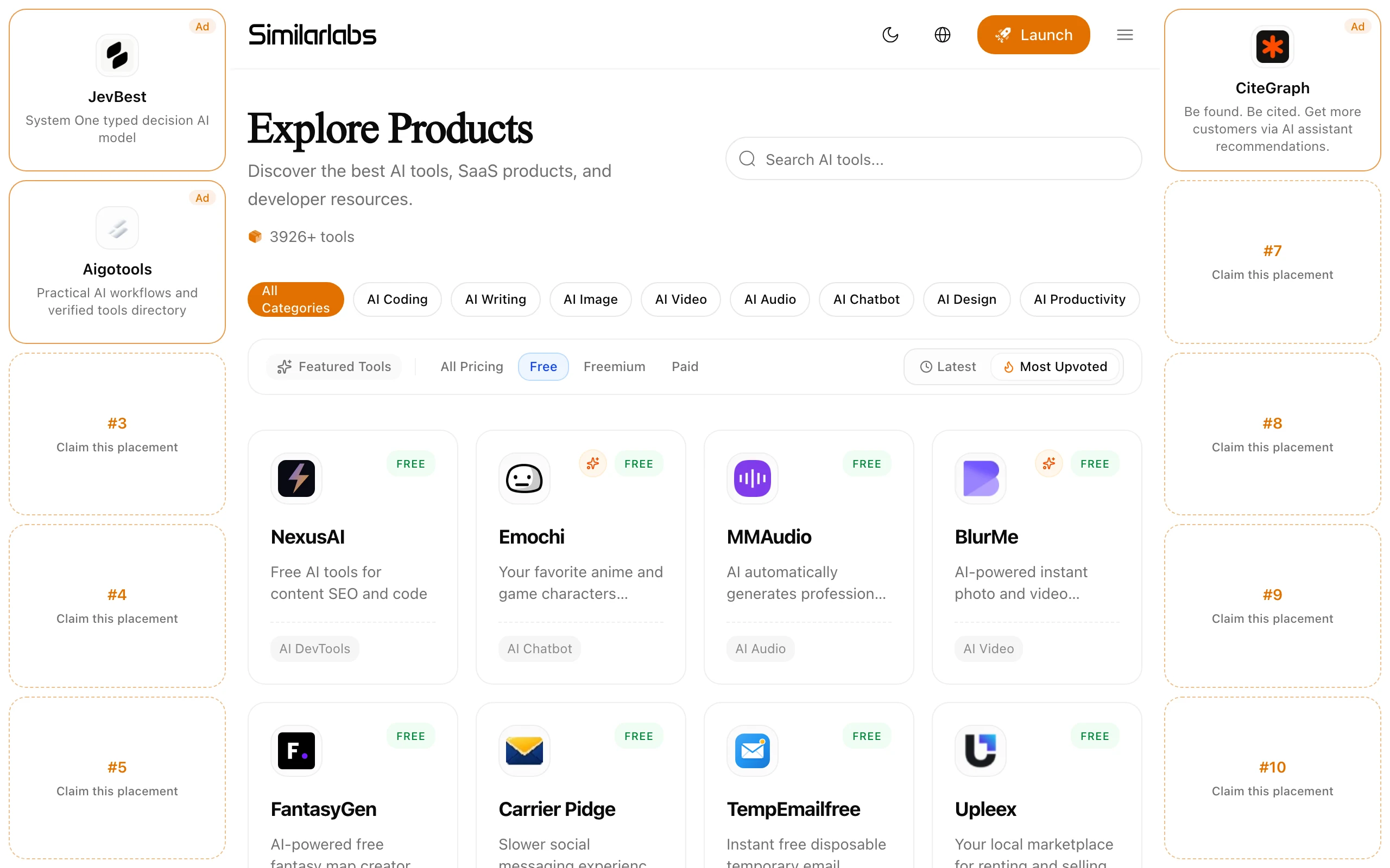 SimilarLabs 產品目錄免費篩選結果：3,926 加工具、All Pricing 切 Free、Latest 與 Most Upvoted 排序切換，清單顯示 NexusAI、Emochi、MMAudio 等免費工具