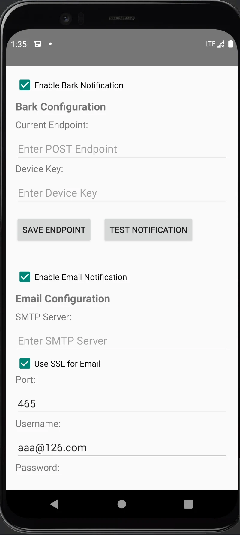 Notify Me 開源簡訊轉發器:把閒置手機的驗證碼推到隨身裝置 2 Notify Me 的 Android 設定畫面,四條轉發通道的開關與端點欄位排列在同一頁
