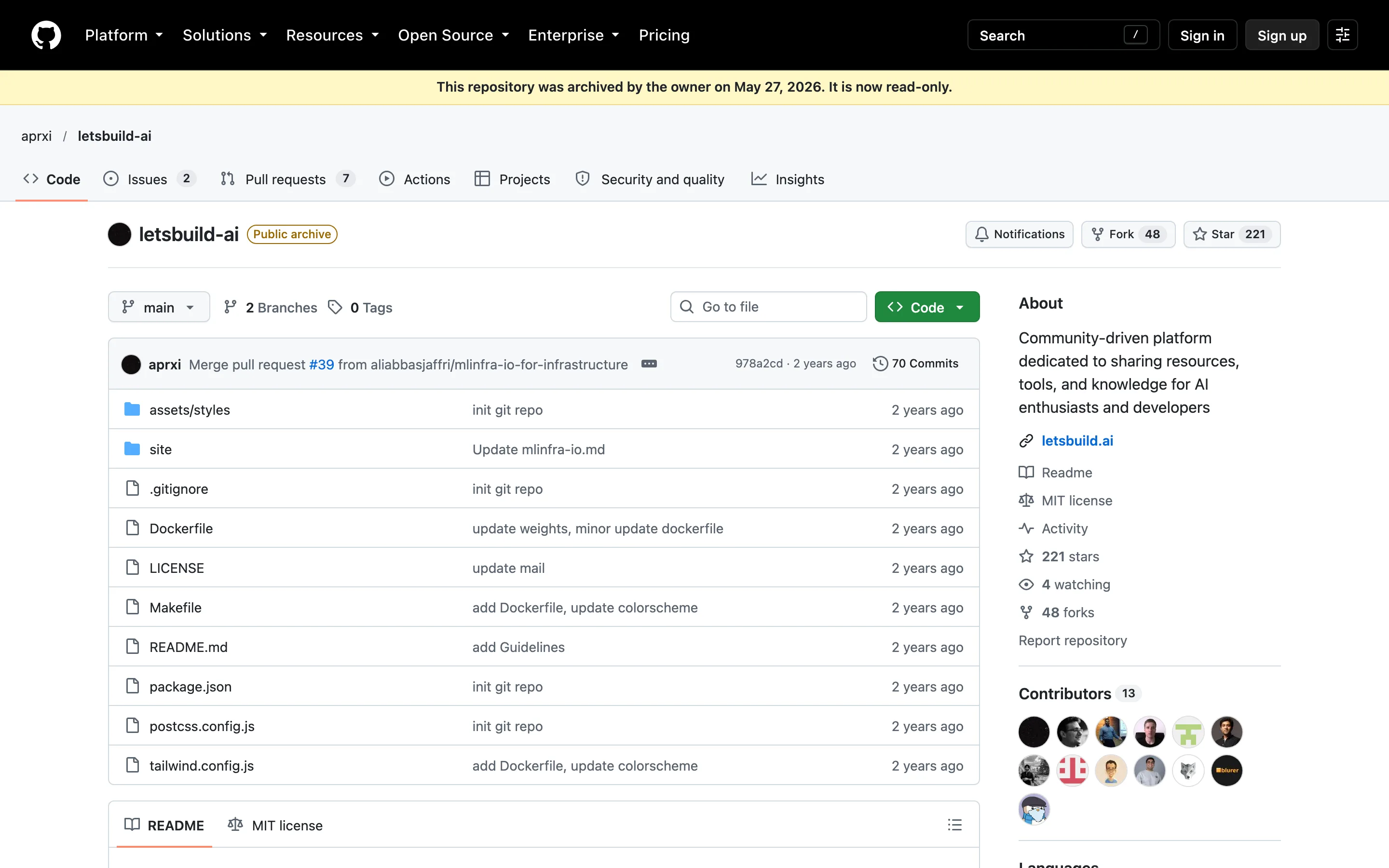 GitHub 上 aprxi/letsbuild-ai 儲存庫頁面截圖，頂部標示此專案已封存成唯讀，檔案清單包含 Dockerfile、Makefile、README 與 site 目錄，統計顯示 221 顆星與 MIT 授權