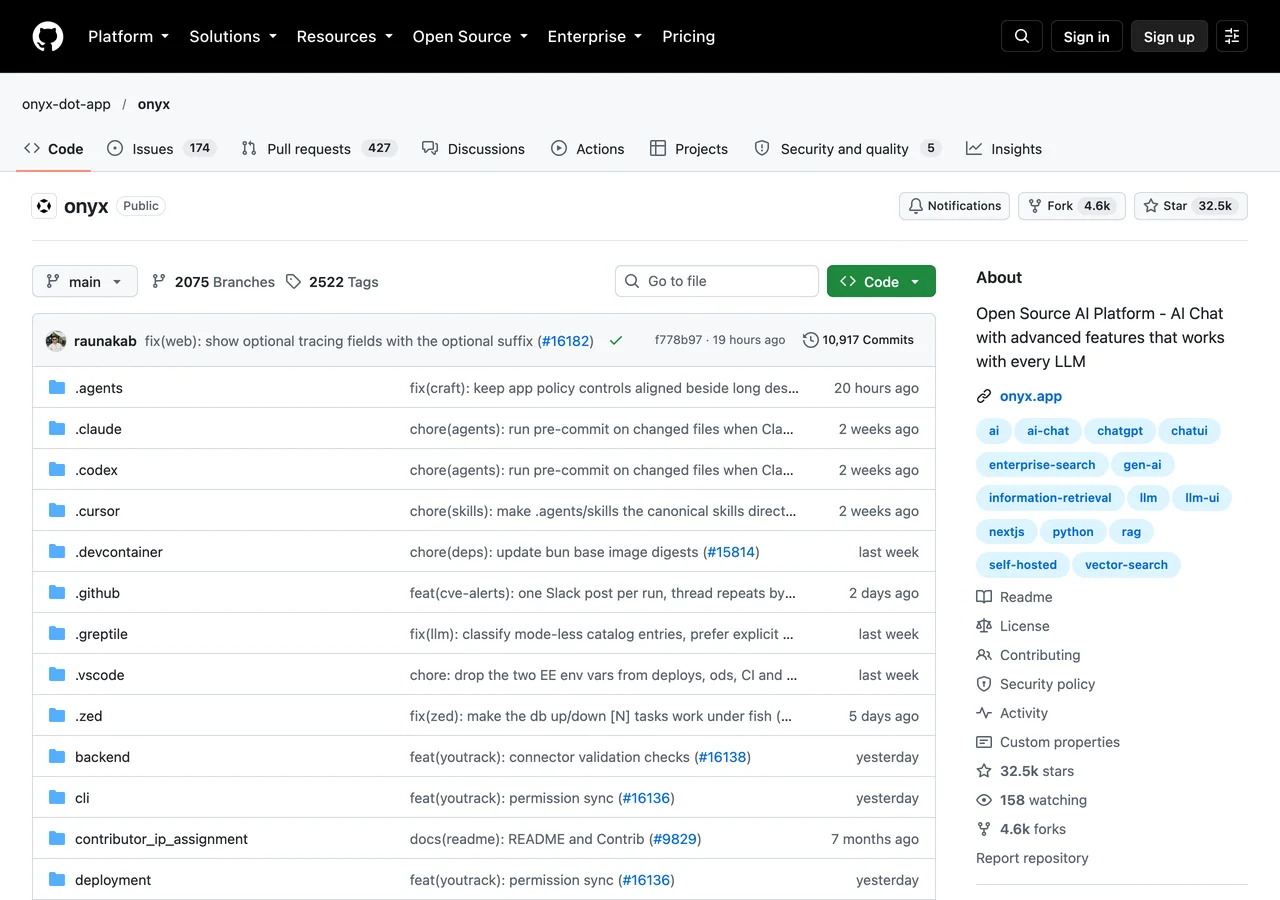 Onyx 開源企業知識搜尋:把公司文件收進可自架的 AI 問答庫 2 Onyx 的 GitHub 倉庫 onyx-dot-app/onyx 首頁,側欄顯示 32.5k stars 與 4.6k forks