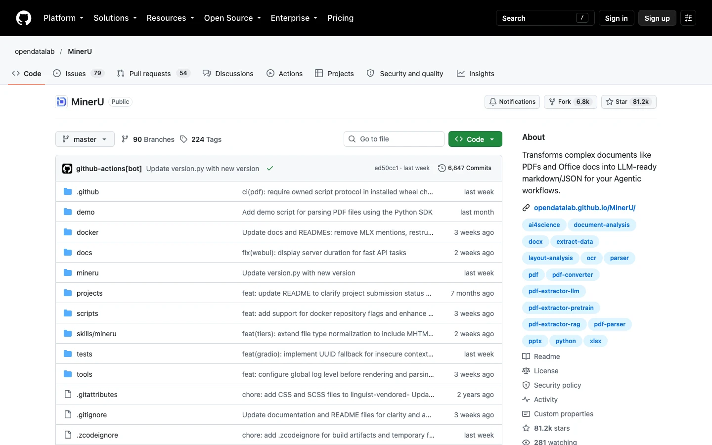 MinerU 實測:PDF 轉 Markdown 本機跑得動,裝完先檢查三個開關 2 GitHub 上 opendatalab 的 MinerU 儲存庫頁面,顯示 81.2k 顆星與 6.8k 次 fork,簡介寫著把複雜文件轉成大型語言模型可用的 Markdown 與 JSON